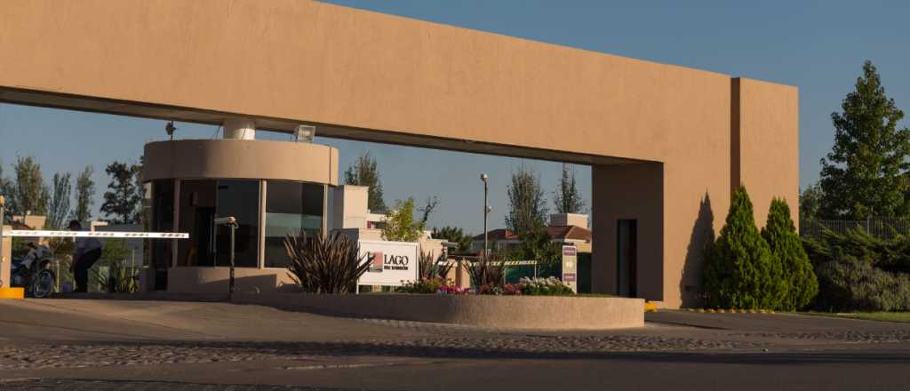 Investigan un misterioso robo millonario en un barrio top de Maip&uacute;