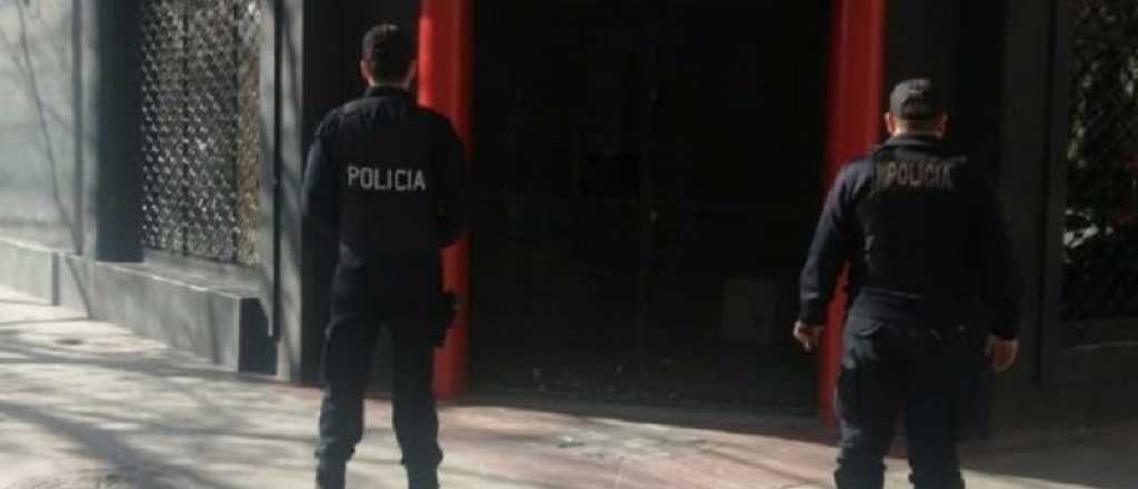 Cayeron los due&ntilde;os de una joyer&iacute;a en Ciudad, tras el arresto del jefe de la Federal