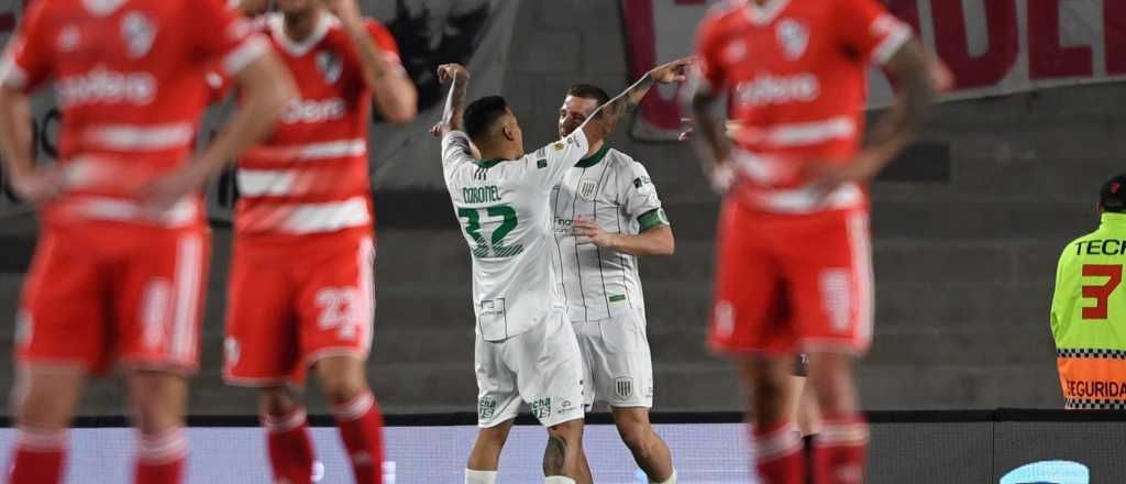 Banfield se plant&oacute; en el Monumental y le dio otro duro golpe a River