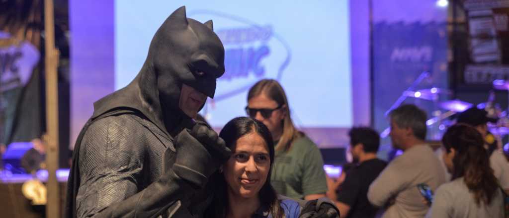 Fans de Batman disfrutar&aacute;n de su d&iacute;a en la Municipalidad de Ciudad