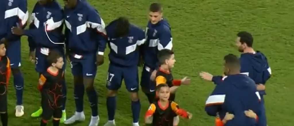 La tierna reacci&oacute;n de un grupo de ni&ntilde;os al ver a Messi 