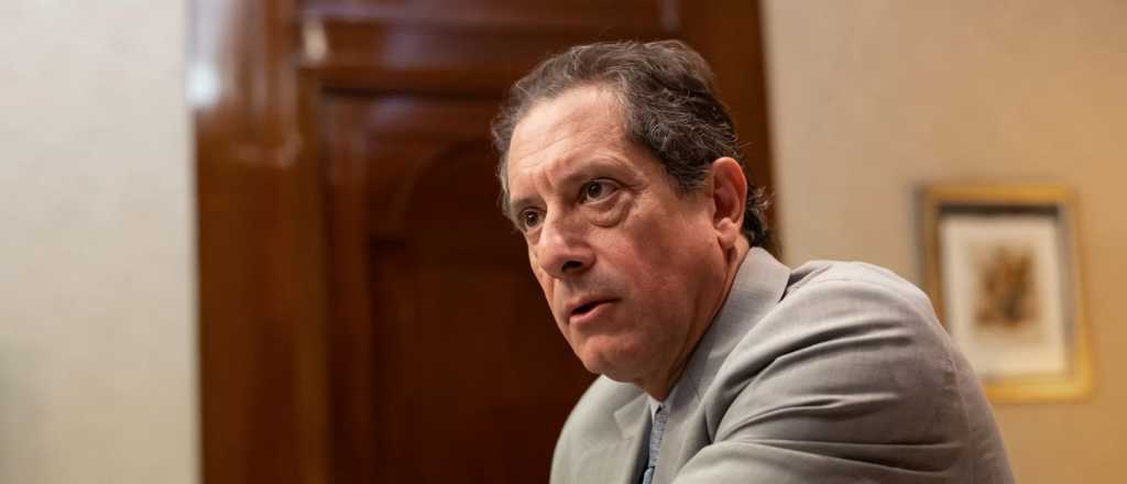 El presidente extender&aacute; el mandato de Pesce al frente del Central hasta 2028