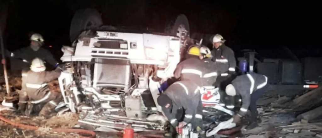 Un camionero y su acompañante murieron camino a Mendoza