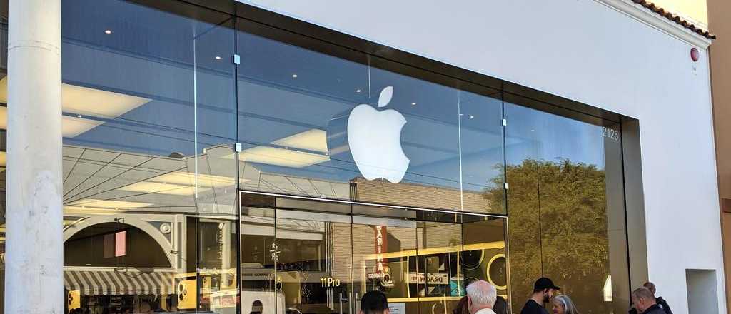 Apple deberá pagar u$s20 millones por vender iPhone sin cargadores
