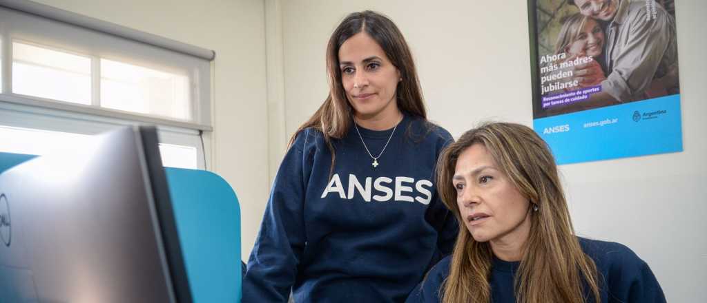 Quiénes cobran pensiones este miércoles