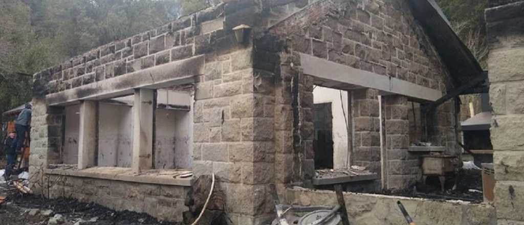 Mapuches tomaron la propiedad incendiada y el Gobierno activa una alerta