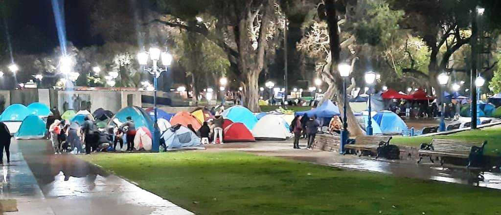La Unidad Piquetera volverá a acampar en la Plaza Independencia
