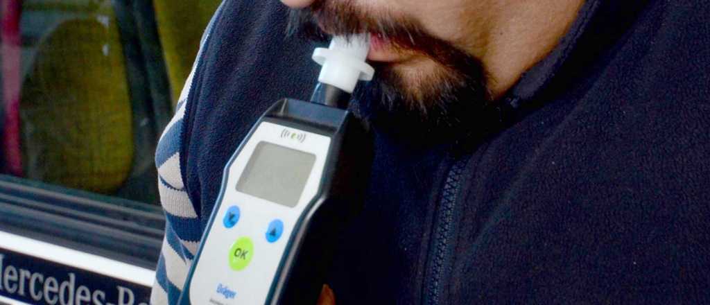 Navidad pasada de alcohol: tres detenidos en Maip&uacute;, Luj&aacute;n y Guaymall&eacute;n