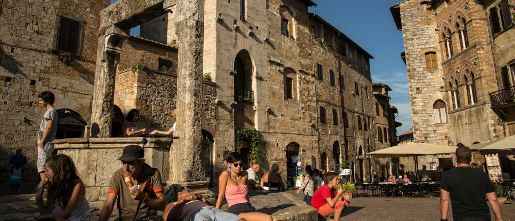 Influencer reveló que hay detrás de las casas que se venden a 1 euro en Italia