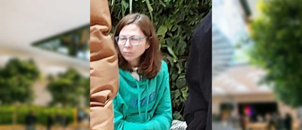 Polémica por un video de Batakis esperando por el último iPhone