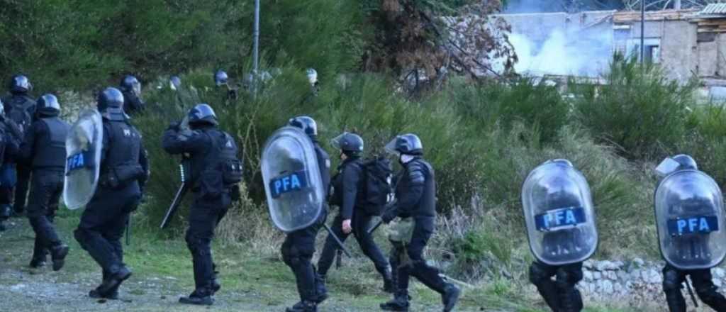 Al menos 7 mujeres detenidas en un desalojo de mapuches en Villa Mascardi