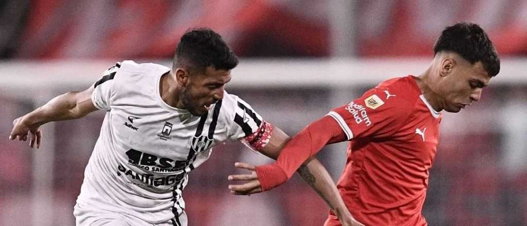 Central Córdoba venció al Rojo, se salvó del descenso y lo alejó de su meta