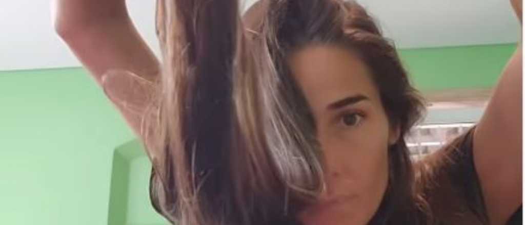 Juana Viale apoyó a las mujeres de Irán cortándose el pelo 