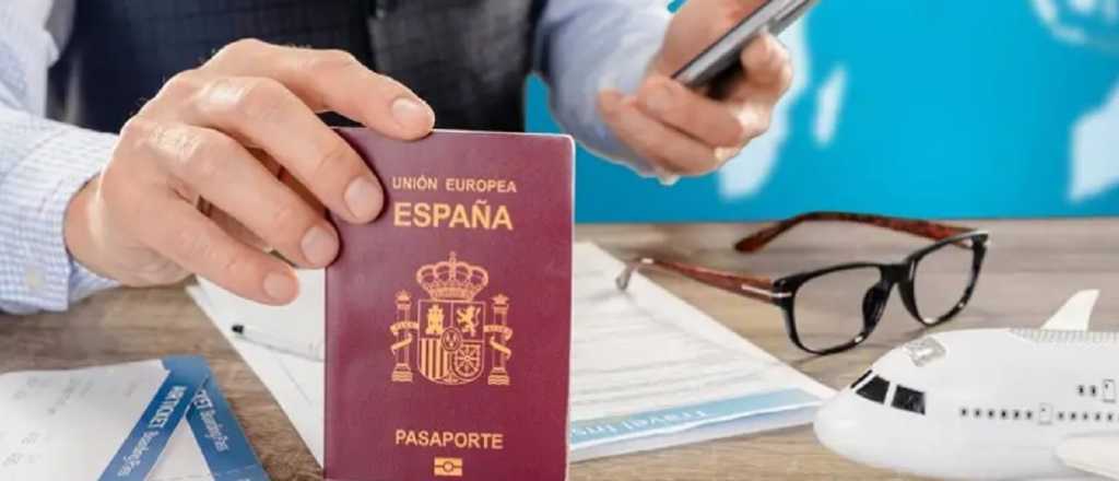 Con este truco podrás conseguir más fácil el pasaporte español