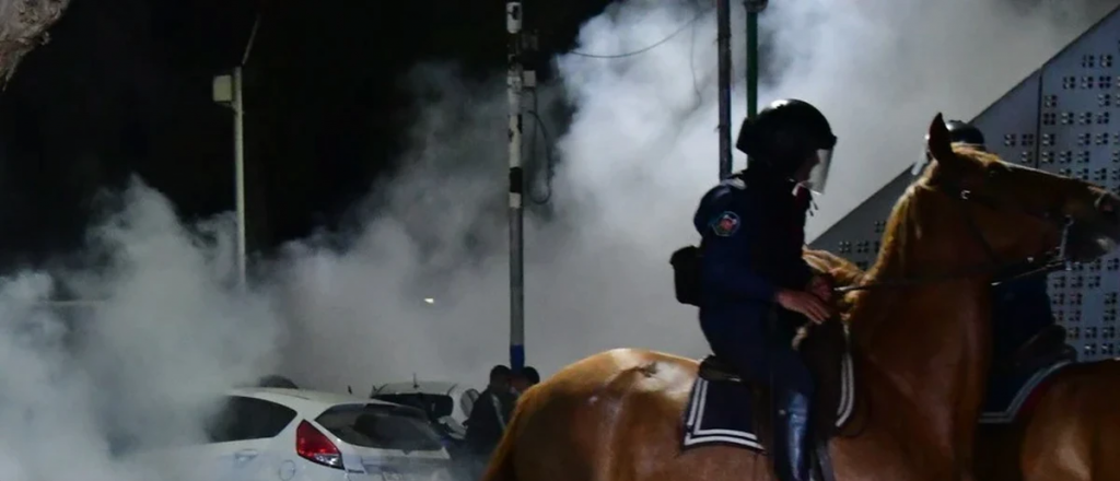 Berni y Gimnasia se acusan entre s&iacute; por la represi&oacute;n policial en La Plata