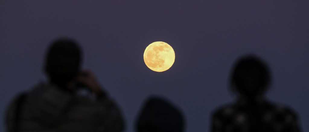 "Luna cazador": cuándo habrá Luna llena en octubre y qué significa