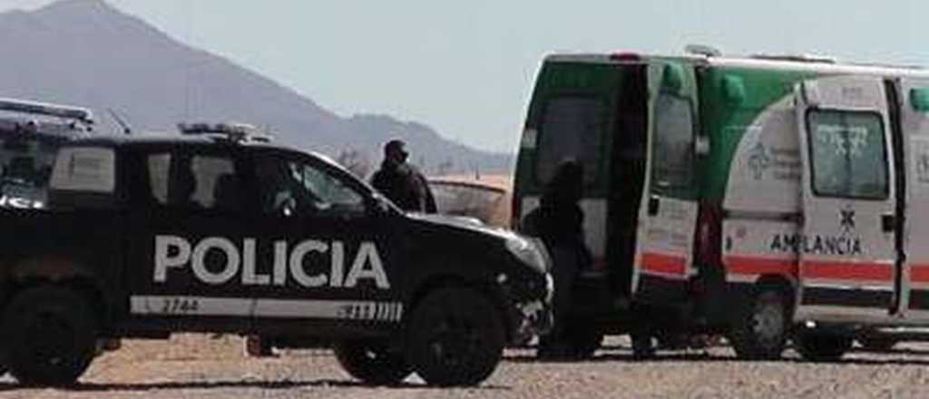 Cayó un auto a un dique en San Rafael y murió una turista de Buenos Aires