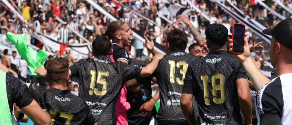 Gimnasia empat&oacute; un partido caliente con Mor&oacute;n y avanz&oacute; a cuartos