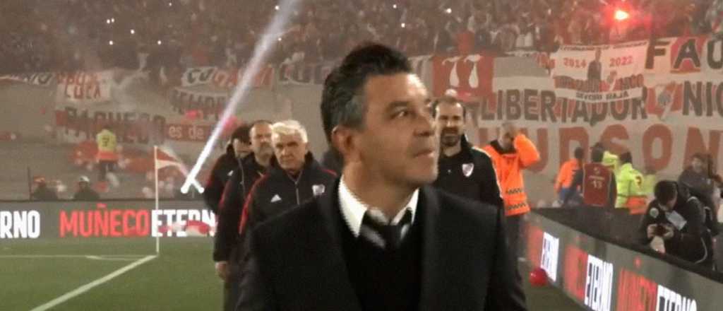 Video: as&iacute; fue el tremendo recibimiento para Gallardo en su despedida