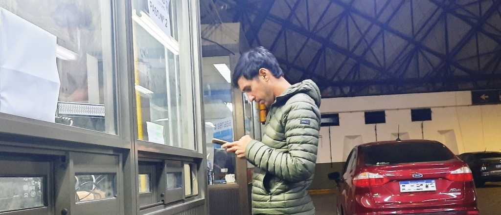 Suarez y una reuni&oacute;n clave para descomprimir el Paso a Chile