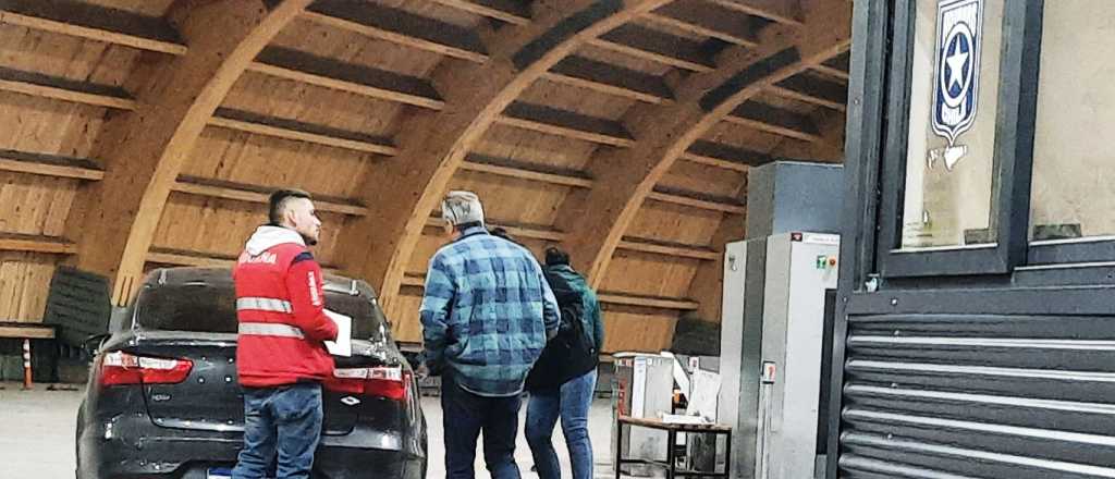 Viajar a Chile: seguros, tr&aacute;mites y coberturas que s&iacute; o s&iacute; hay que tener al cruzar