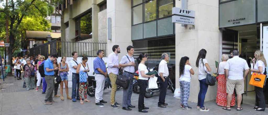 Desde noviembre los que ganen a partir de $330 mil pagar&aacute;n Ganancias