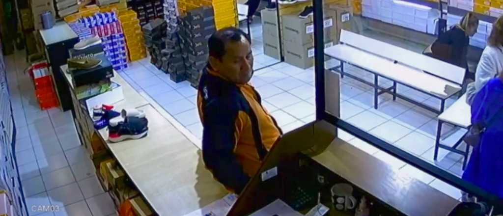 Video: el ladr&oacute;n de celulares de Maip&uacute; volvi&oacute; a atacar