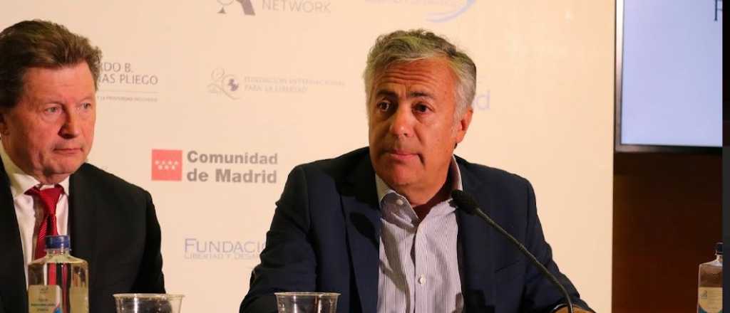 Cornejo en España asegura que "el populismo pierde fuerza en América Latina"