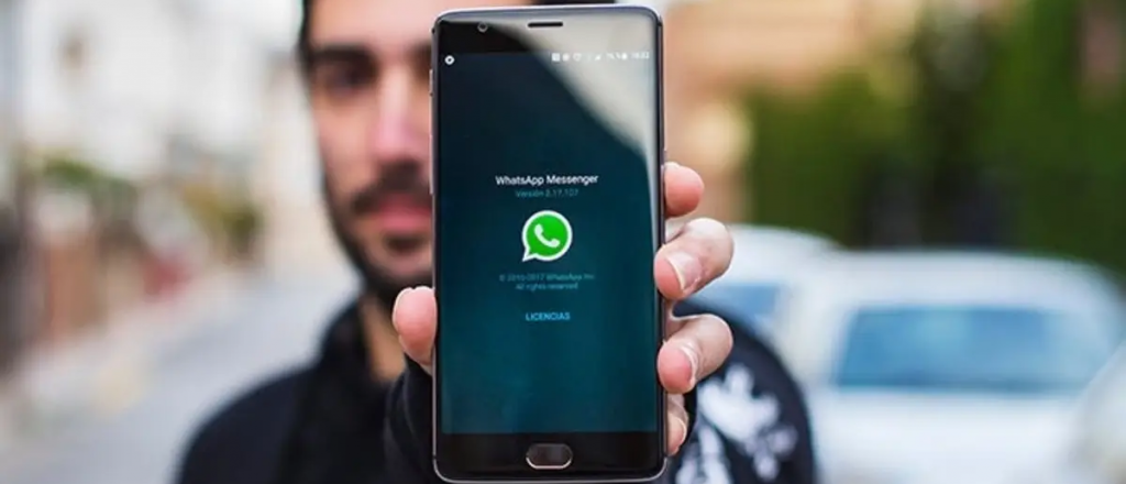 Cómo poner tu cuenta de WhatsApp en modo Año Nuevo