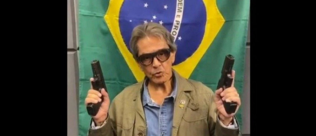 Aliado de Bolsonario hiri&oacute; a dos polic&iacute;as cuando fueron a arrestarlo