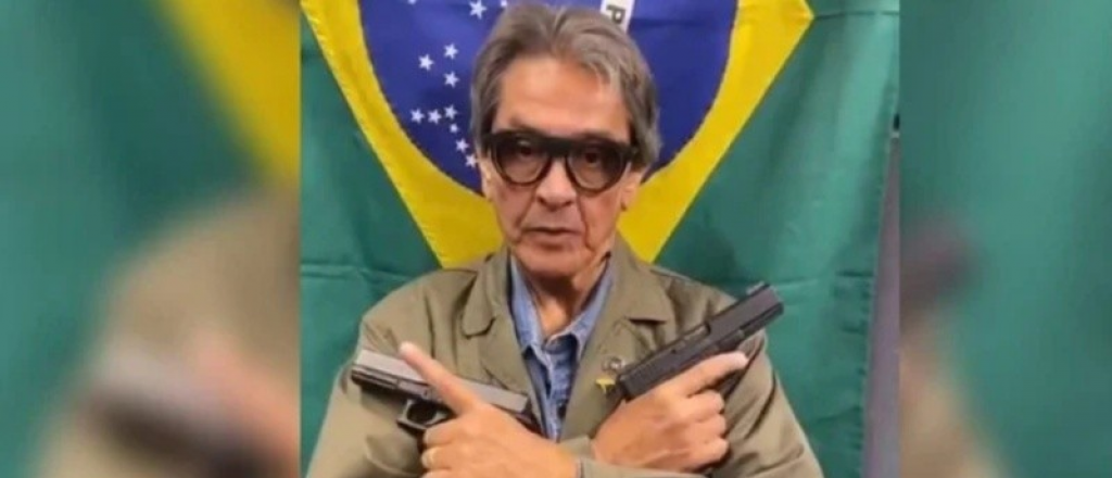 Aliado de Bolsonario hirió a dos policías cuando fueron a arrestarlo