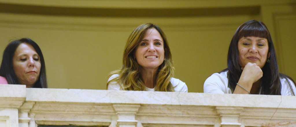 La oposici&oacute;n pide acci&oacute;n penal por los 3.000 muertos que cobran planes