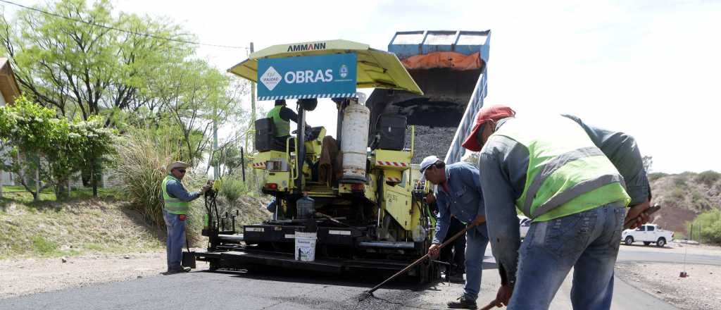 Avanza la obra de asfaltado en perilago de El Carrizal