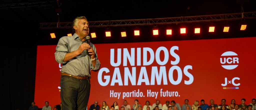 La UCR le mostró su poder de movilización al PRO con críticas a Macri