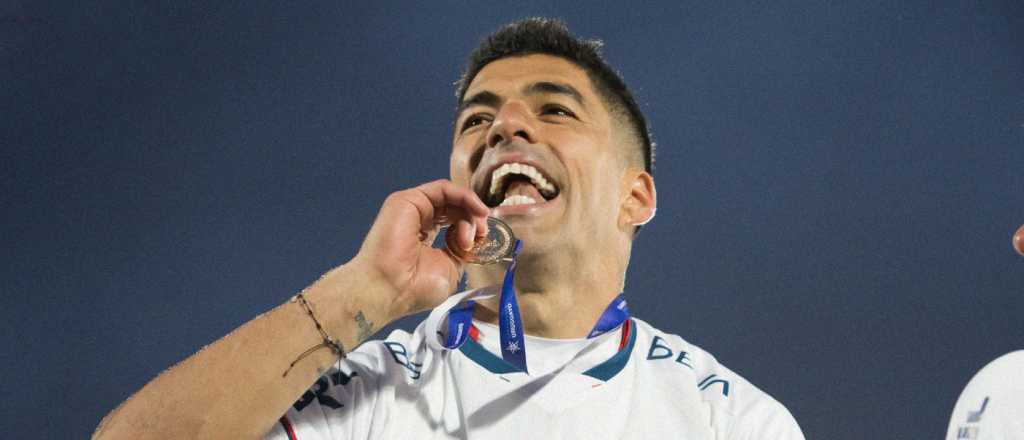 Luis Su&aacute;rez y el regreso so&ntilde;ado: sac&oacute; campe&oacute;n a Nacional y se fue llorando