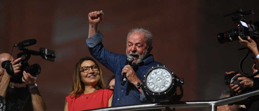 Lula se emocion&oacute; y dijo que Bolsonaro no lo llam&oacute; para reconocer la derrota
