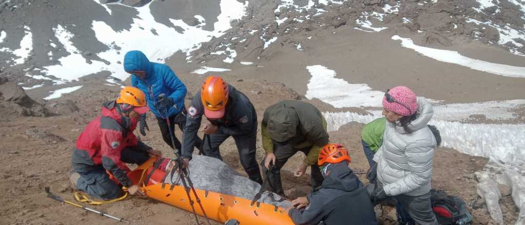Una andinista rumana hizo cumbre en el Aconcagua y murió