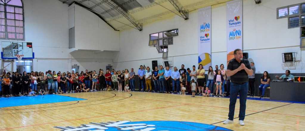 Tunuyán reinauguró el polideportivo de Vista Flores