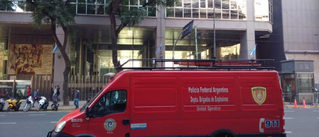 Evacuaron un &aacute;rea de Diputados por miedo a una bomba: era una mochila olvidada