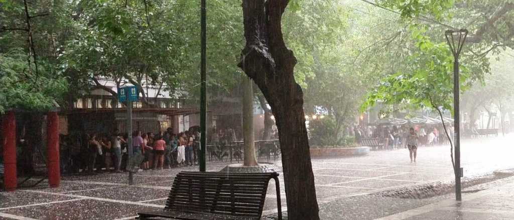 Alerta por tormentas: a qué hora podría granizar en Mendoza
