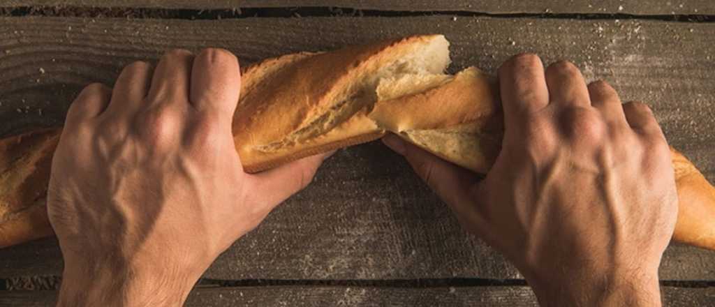 El truco para que el pan duro parezca recién horneado 
