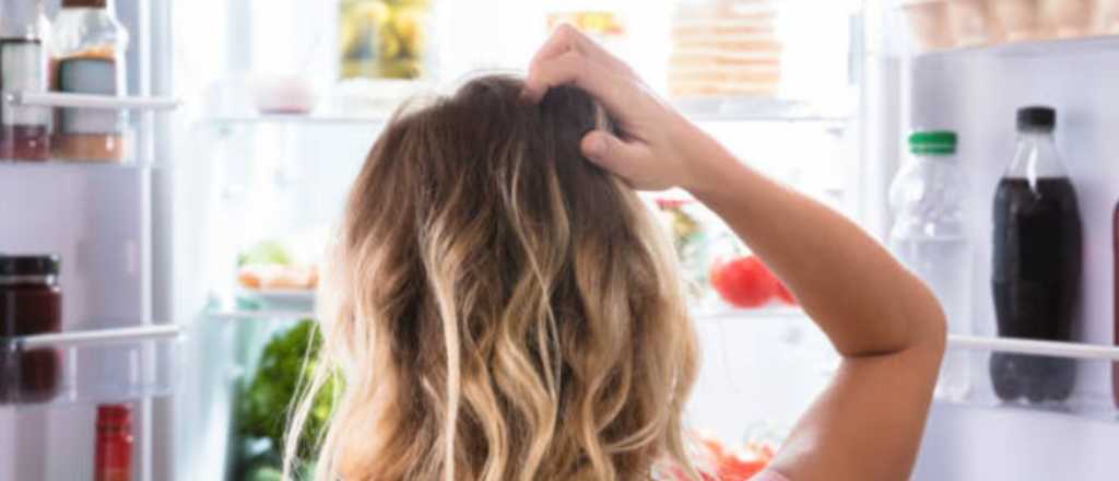 Simple y r&aacute;pido: 3 alimentos que eliminan el mal olor de la heladera