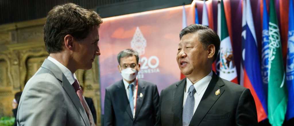 Video: el Presidente de China "retó" al de Canadá a la vista de todos