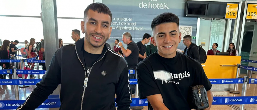 Thiago Almada y Ángel Correa llegaron a Qatar para completar la lista 