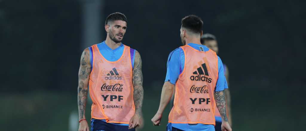 Scaloni dirigi&oacute; una pr&aacute;ctica positiva y tiene el equipo para el debut