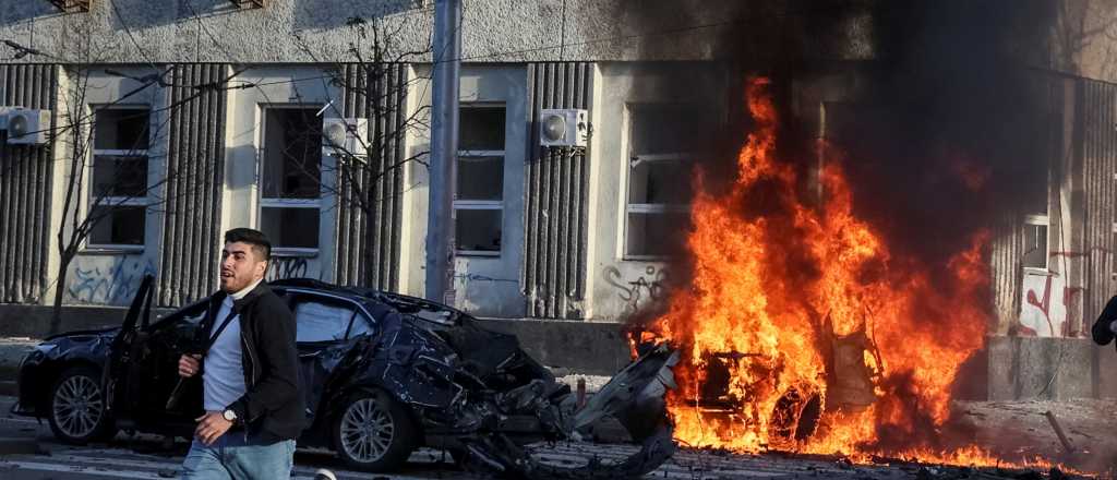 Rusia bombardea y deja sin calefacci&oacute;n a los ucranianos en pleno invierno