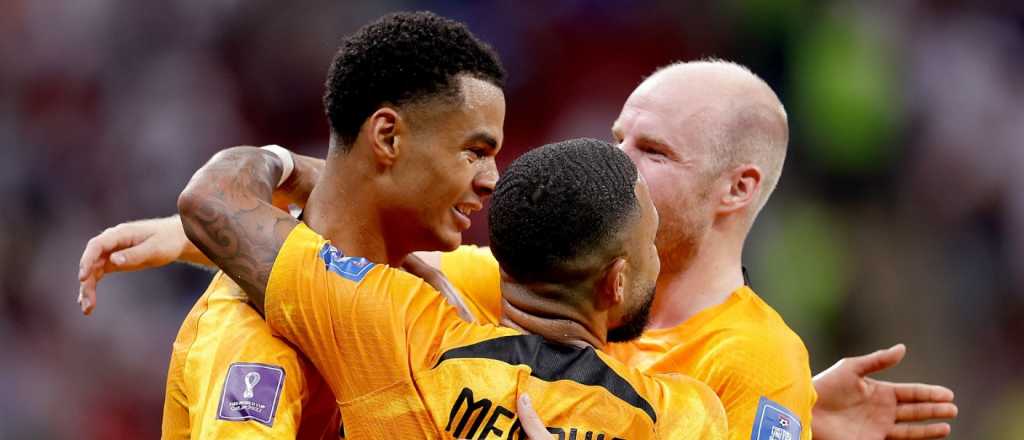 Pa&iacute;ses Bajos derrot&oacute; a Qatar y termin&oacute; primero en su grupo