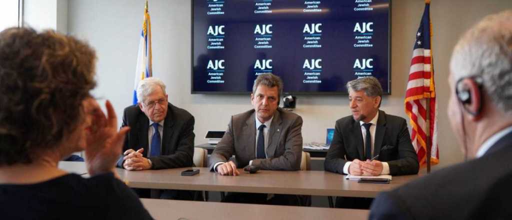 Apoyo a Massa en la b&uacute;squeda de d&oacute;lares en cuentas no declaradas