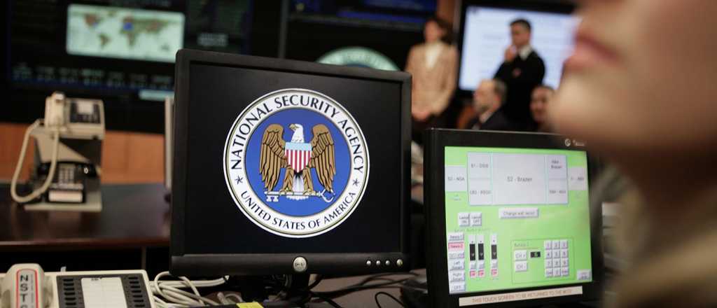Ciberpatrullaje: ¿Espionaje oficial o simple "monitoreo"?