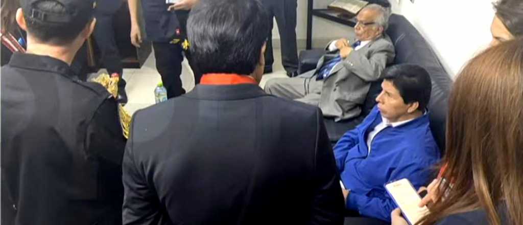 Videos: as&iacute; detuvieron a Pedro Castillo en Per&uacute;